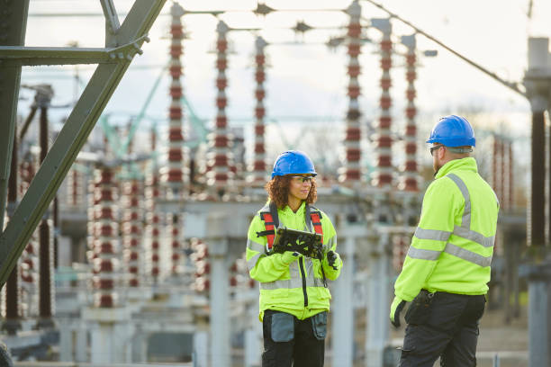 Best Commercial Electrician Services  in Breezy Point, MN