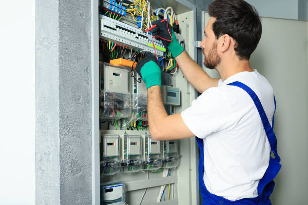 Best Emergency Electrical Repair  in Breezy Point, MN
